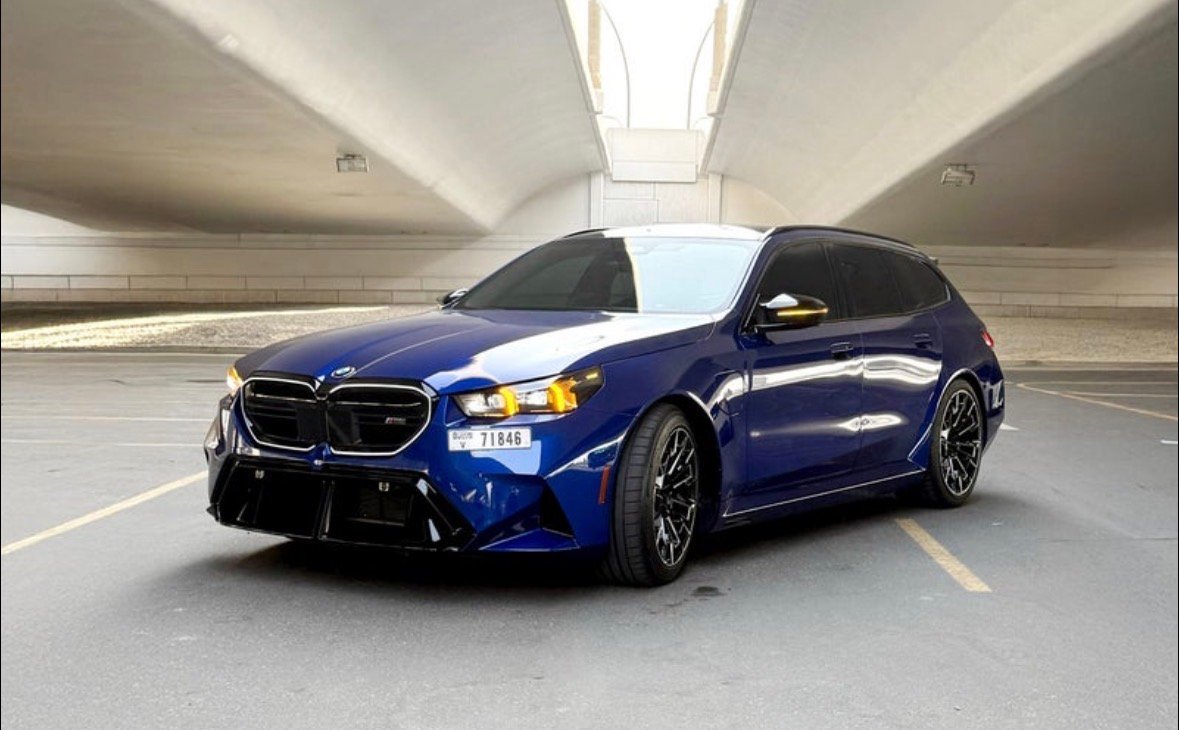 BMW M5 2025 – Blue